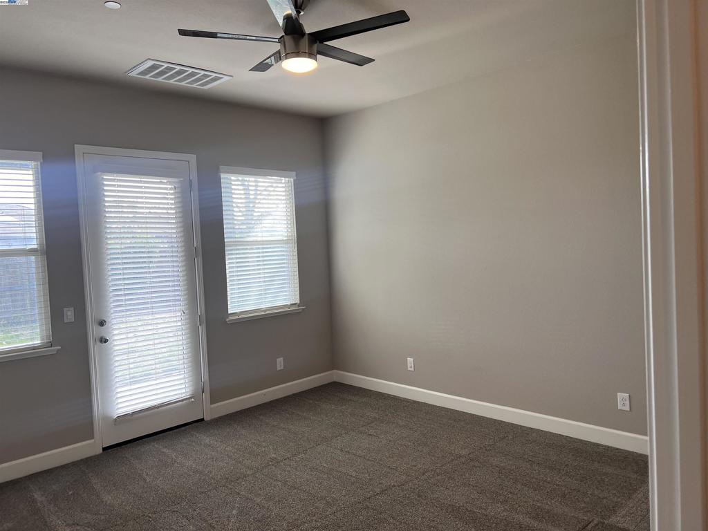 1110 Clearwater Creek Blvd, Manteca, CA 95336