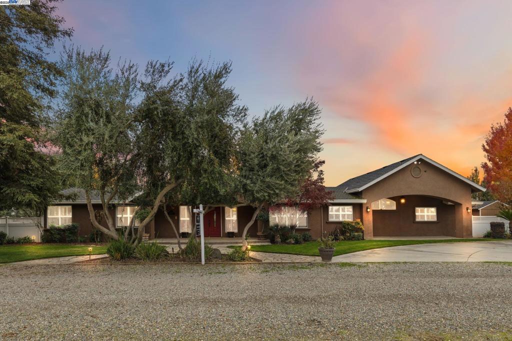 4719 Faith Home Rd, Ceres, CA 95307