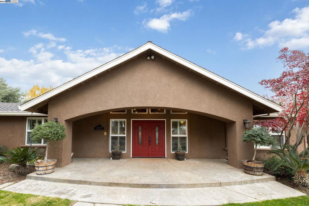 4719 Faith Home Rd, Ceres, CA 95307