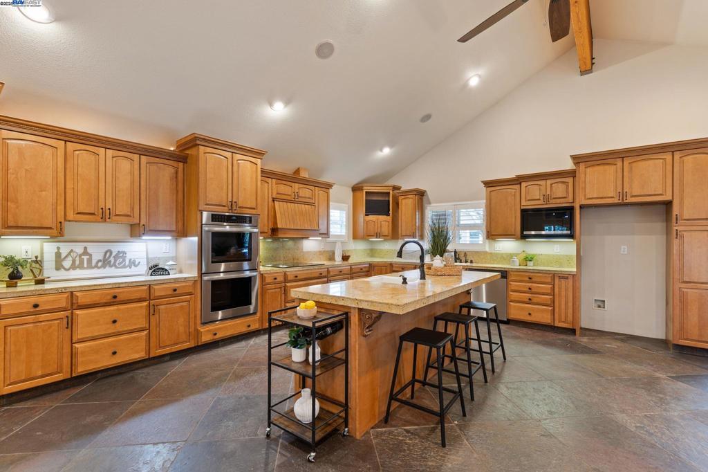 4719 Faith Home Rd, Ceres, CA 95307