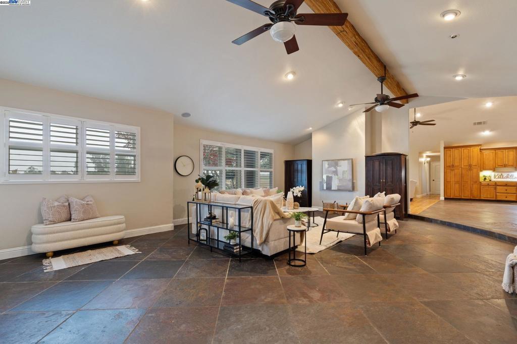 4719 Faith Home Rd, Ceres, CA 95307