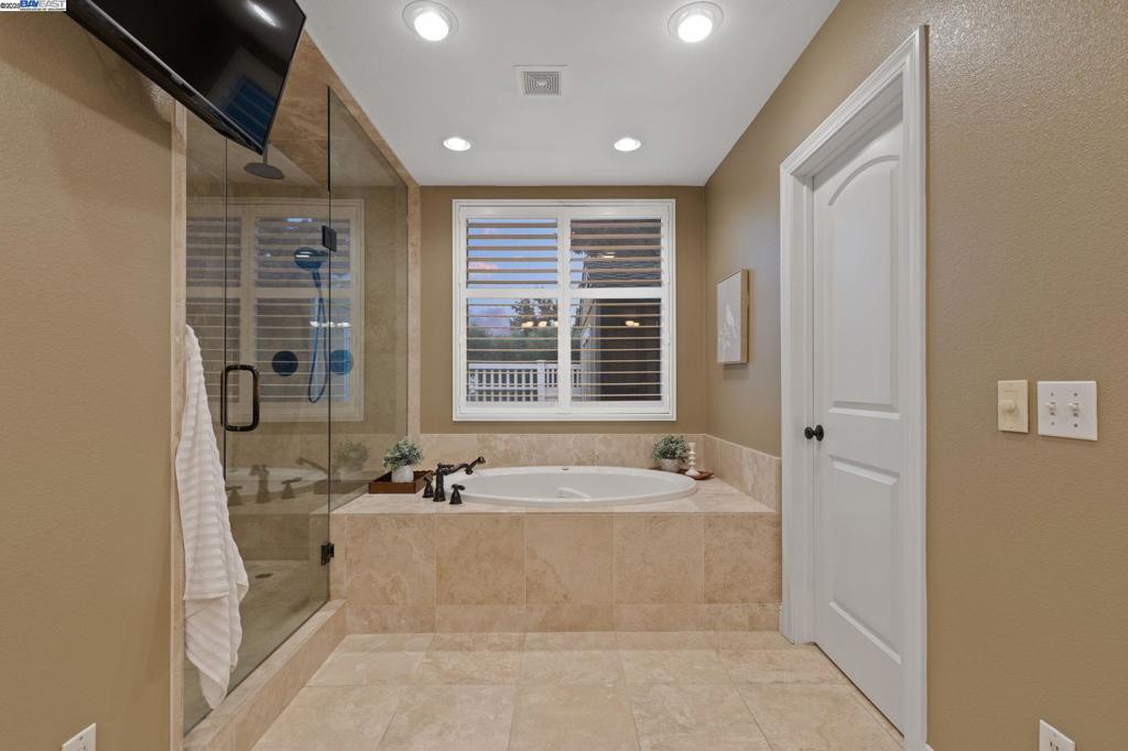 4719 Faith Home Rd, Ceres, CA 95307