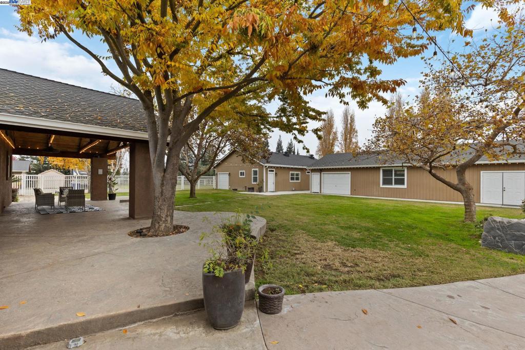 4719 Faith Home Rd, Ceres, CA 95307