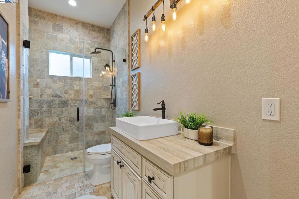 4719 Faith Home Rd, Ceres, CA 95307