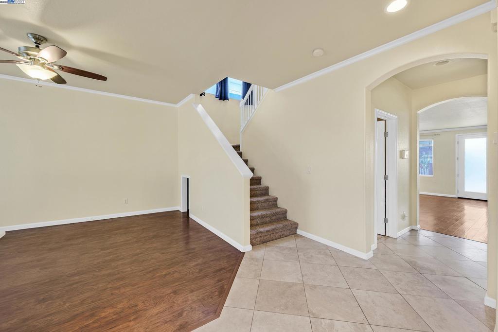 1419 Nubian St, Patterson, CA 95363