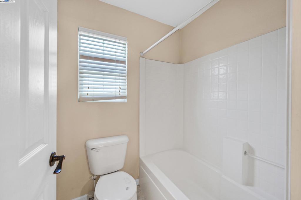 1419 Nubian St, Patterson, CA 95363