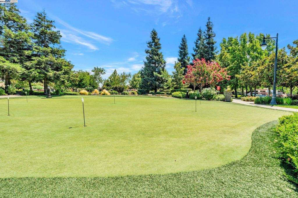 2491 Redbud Way, Manteca, CA 95336