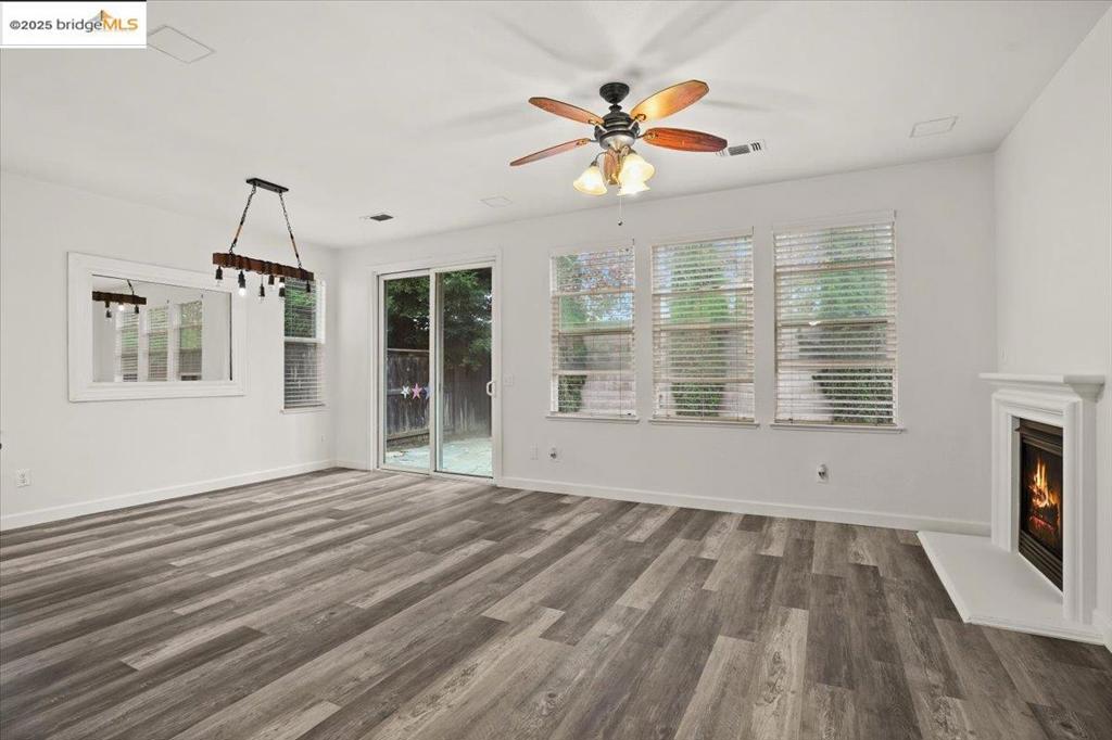 2324 Mendocino Dr, Oakdale, CA 95361