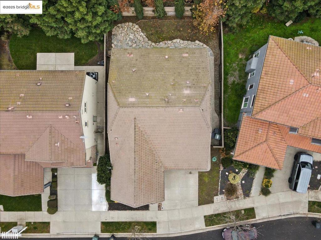 2324 Mendocino Dr, Oakdale, CA 95361