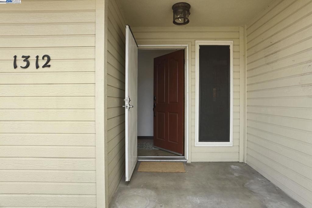 1312 Wylmawood Ln, Modesto, CA 95355