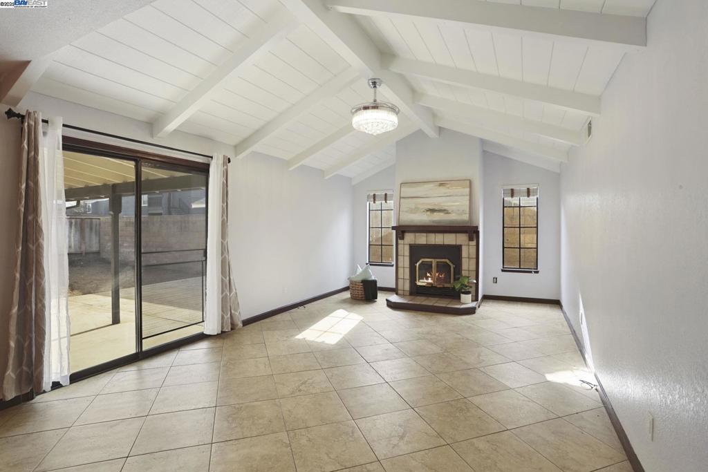 1312 Wylmawood Ln, Modesto, CA 95355