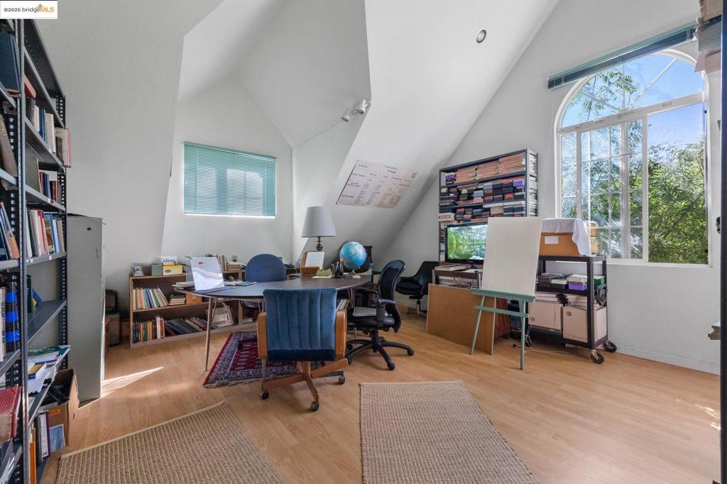 18035 Woodham Carne Rd, Sonora, CA 95370