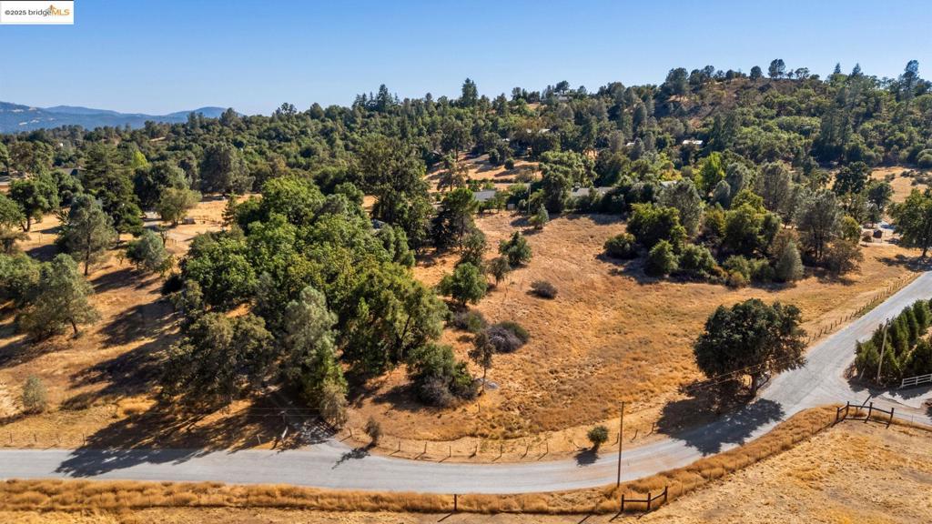 18035 Woodham Carne Rd, Sonora, CA 95370