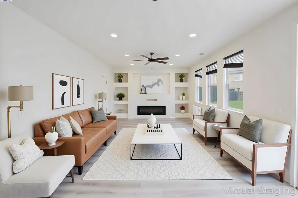 941 Haycastle Ct, Newman, CA 95360