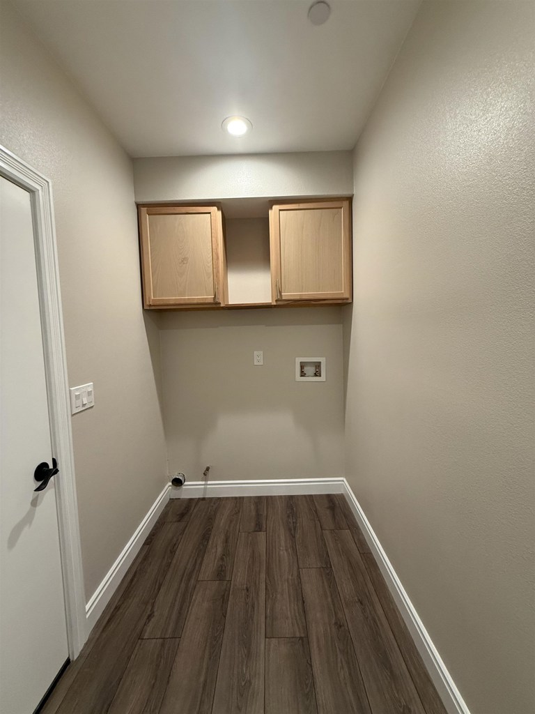 130 Mcgregor St, Merced, CA 95341