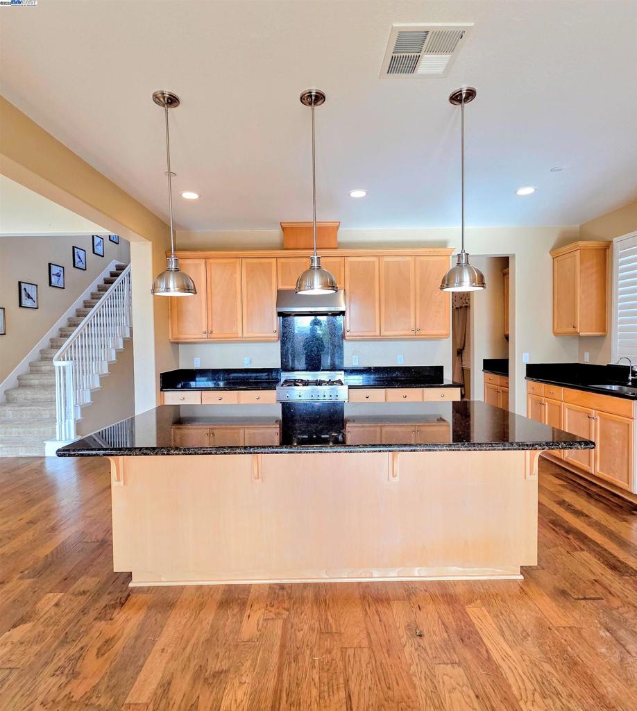 3548 Rapallo Way, Manteca, CA 95337