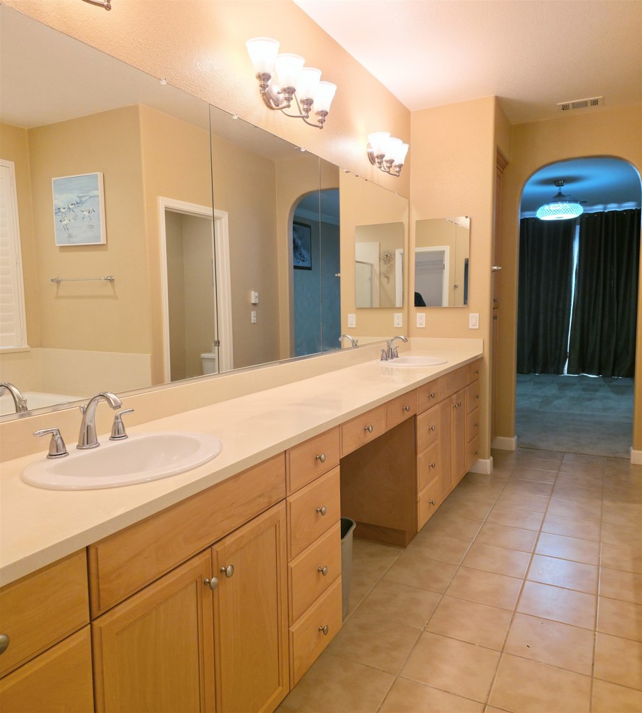 3548 Rapallo Way, Manteca, CA 95337