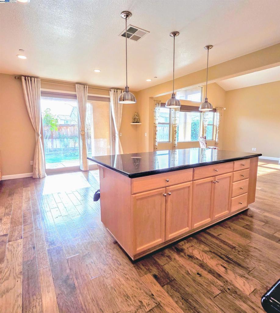 3548 Rapallo Way, Manteca, CA 95337