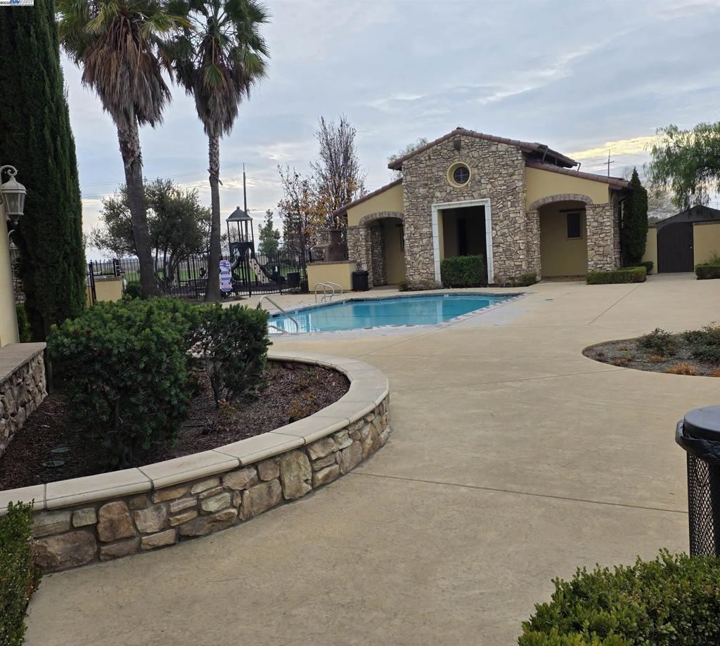 3548 Rapallo Way, Manteca, CA 95337