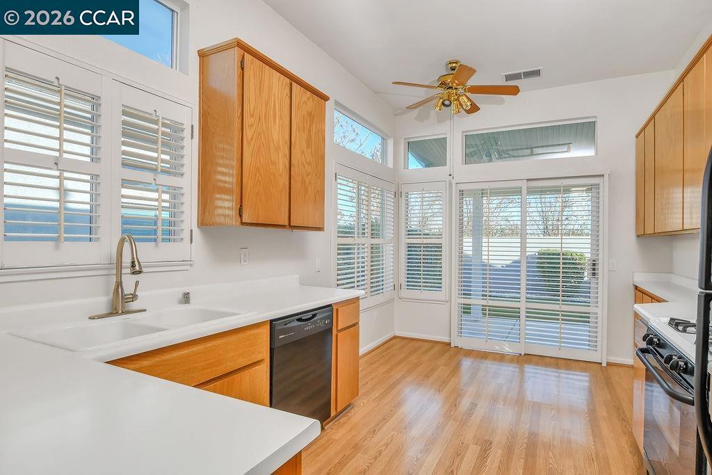 360 360 Winesap Dr, Brentwood (CC), CA 94513