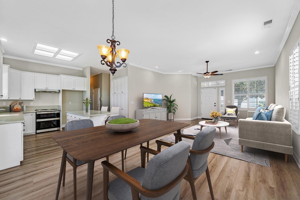 129 Little Johns Creek Dr, Oakdale, CA 95361