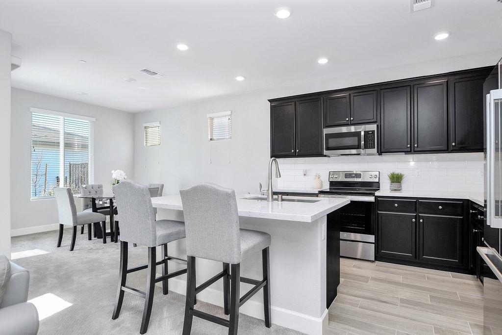 102 102 Coral Street, Brentwood (CC), CA 94513-6614