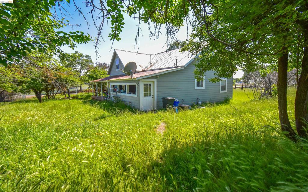 9436 Fraguero, Sonora, CA 95370