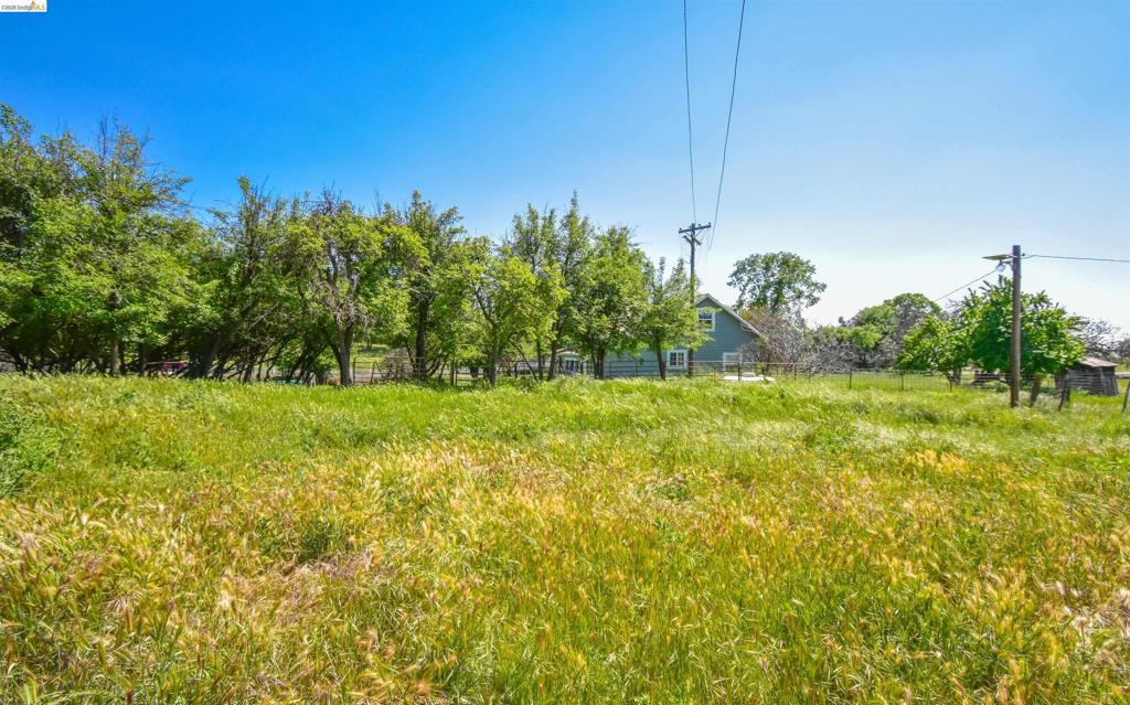 9436 Fraguero, Sonora, CA 95370