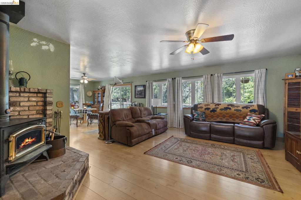23615 Mount Elizabeth Rd, Twain Harte, CA 95383