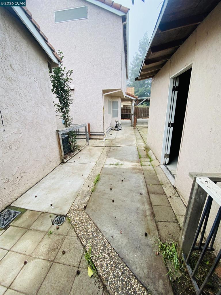 1729 Alum Rock Ct, Modesto, CA 95358