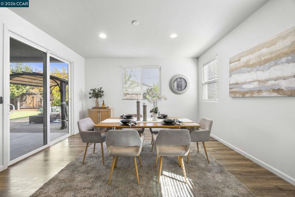 951 951 Dainty Ave, Brentwood (CC), CA 94513-1205