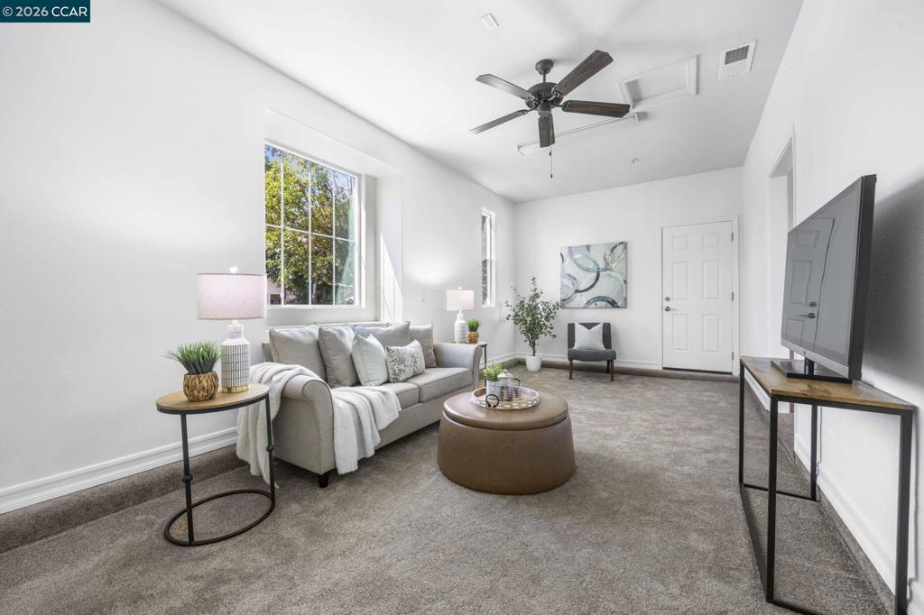 951 951 Dainty Ave, Brentwood (CC), CA 94513-1205