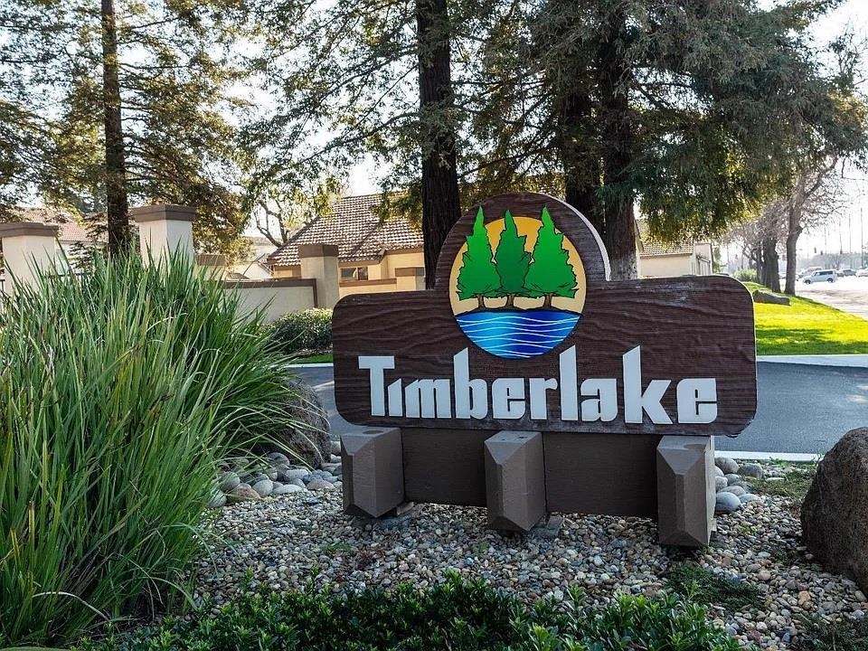 3701 Colonial Dr #36, Modesto, CA 95356