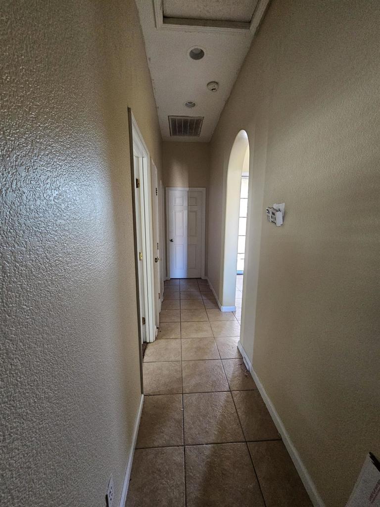 537 Bonanza Dr, Newman, CA 95360