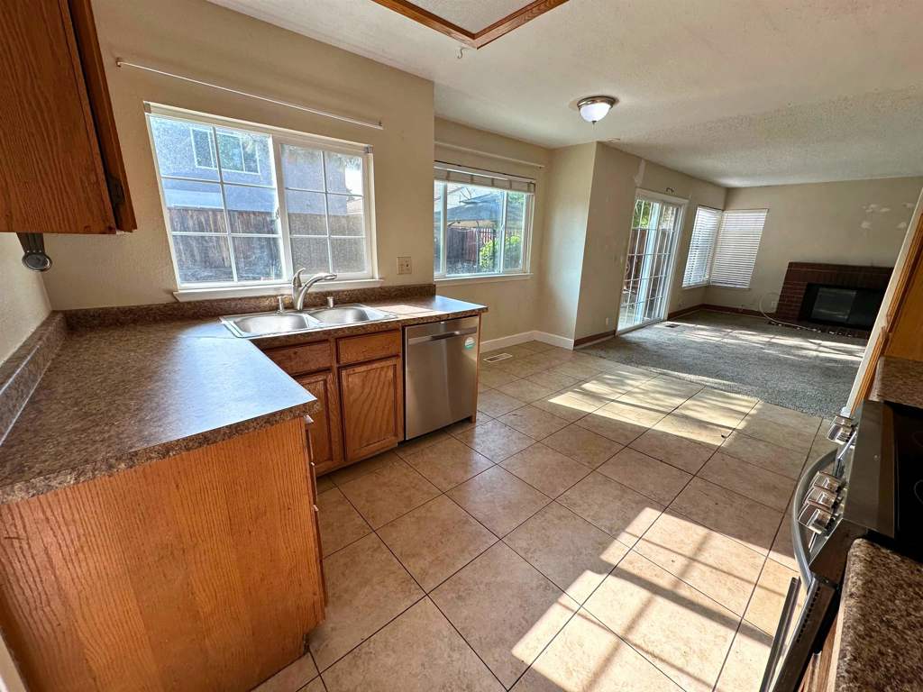 1180 1180 Amanda Cir, Brentwood (CC), CA 94513