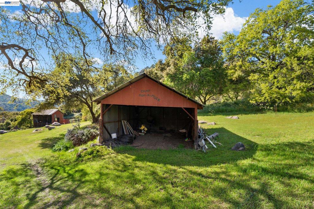 48250 S Fork Dr, Three Rivers, CA 93271