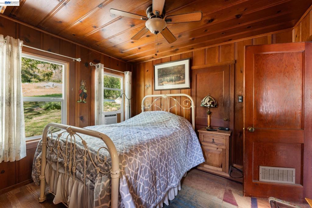 48250 S Fork Dr, Three Rivers, CA 93271
