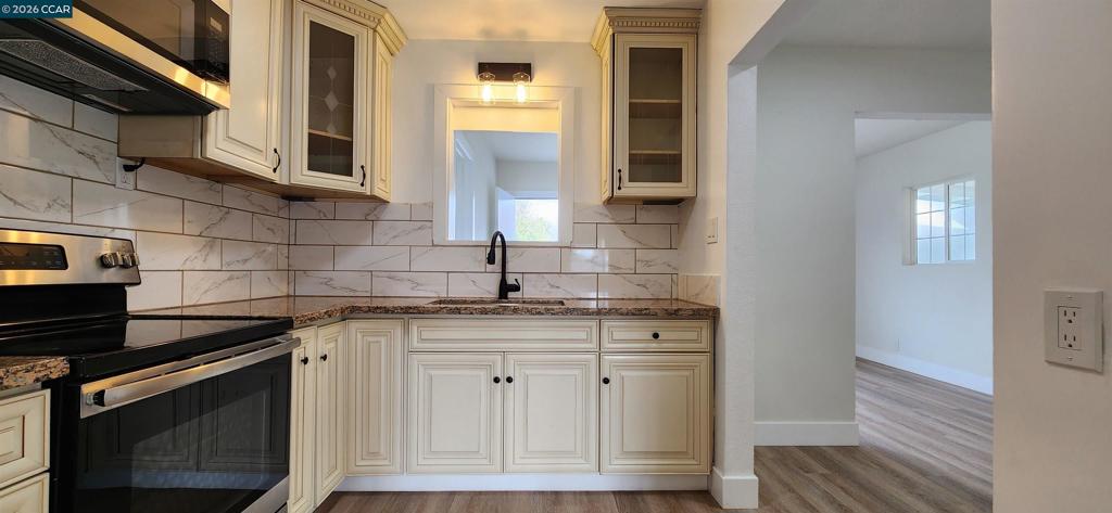 308 308 Vine St, Modesto, CA 95351