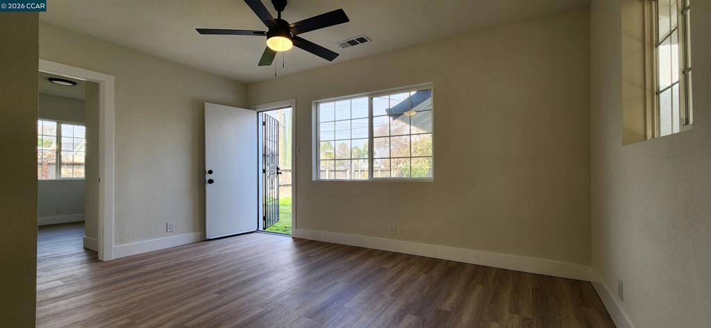 308 308 Vine St, Modesto, CA 95351