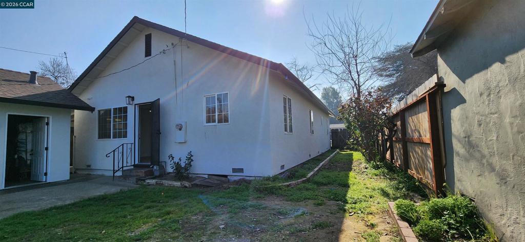 308 308 Vine St, Modesto, CA 95351