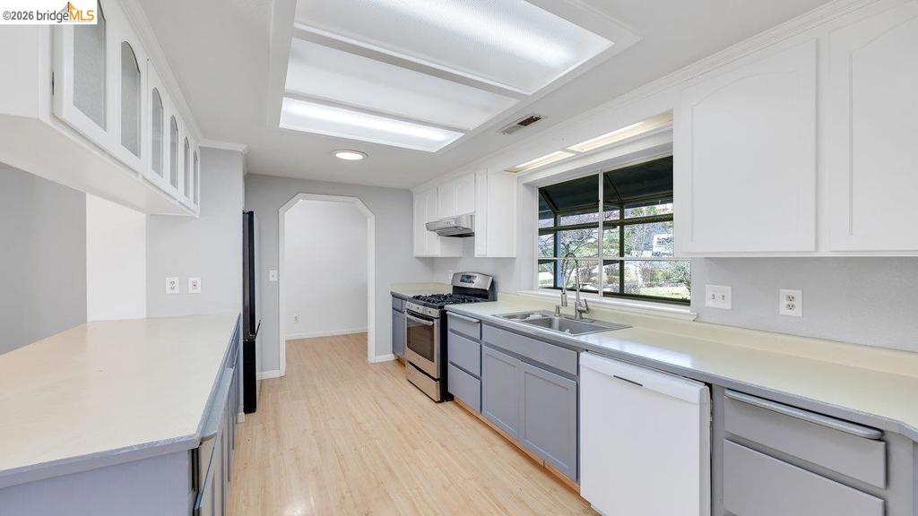 12929 Hollow Dr, Sonora, CA 95370