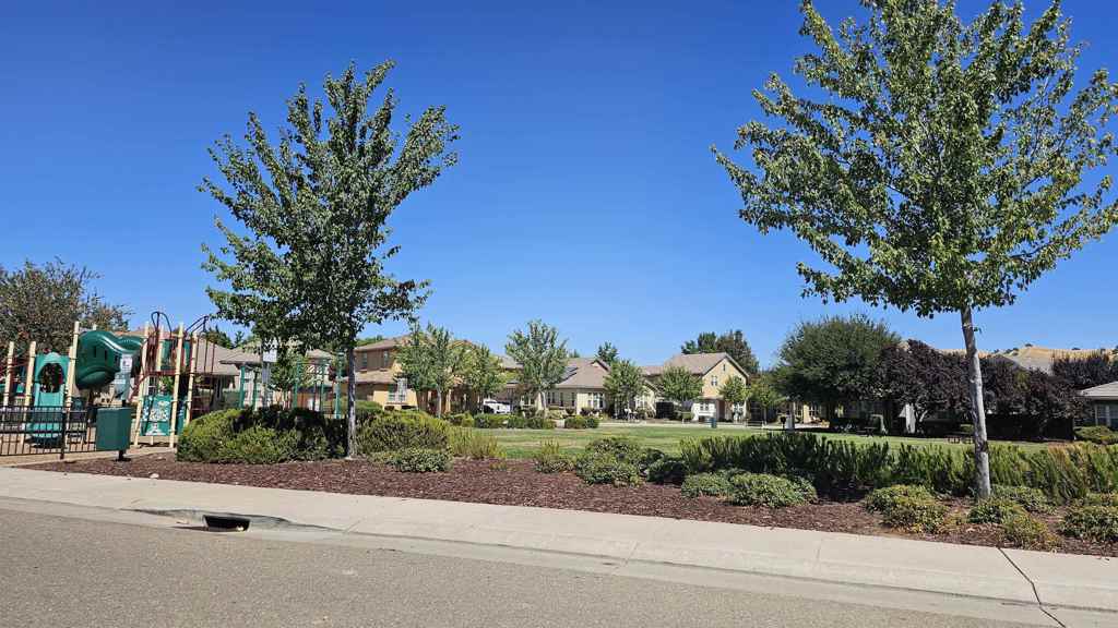 9489 9489 California Oak Cir, Patterson, CA 95363