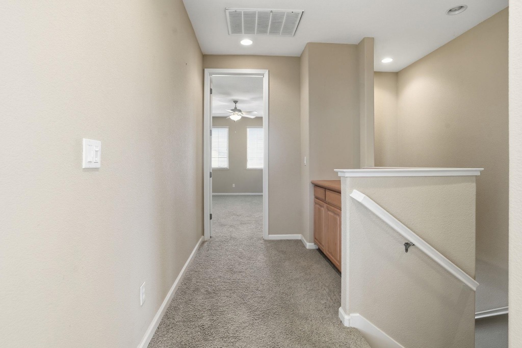 9489 9489 California Oak Cir, Patterson, CA 95363