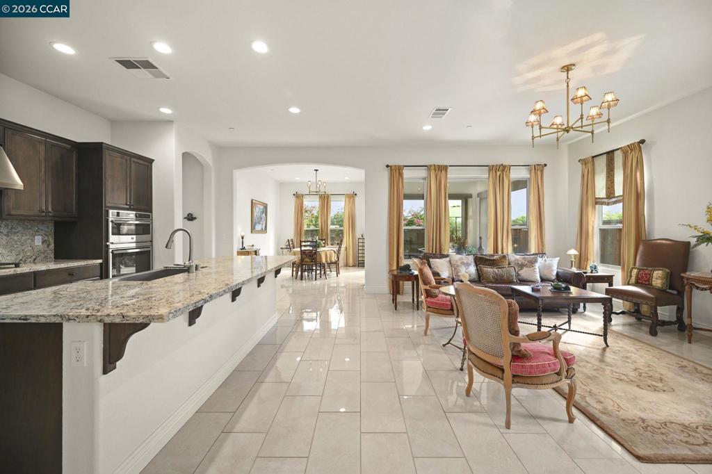 1577 1577 Chianti Ln, Brentwood (CC), CA 94513-5275