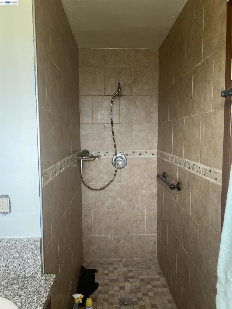 4820 MCNARY COURT, Modesto, CA 95357