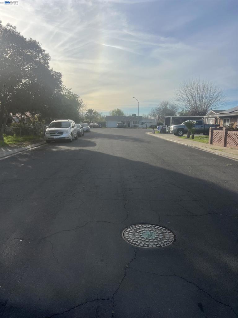 4820 MCNARY COURT, Modesto, CA 95357