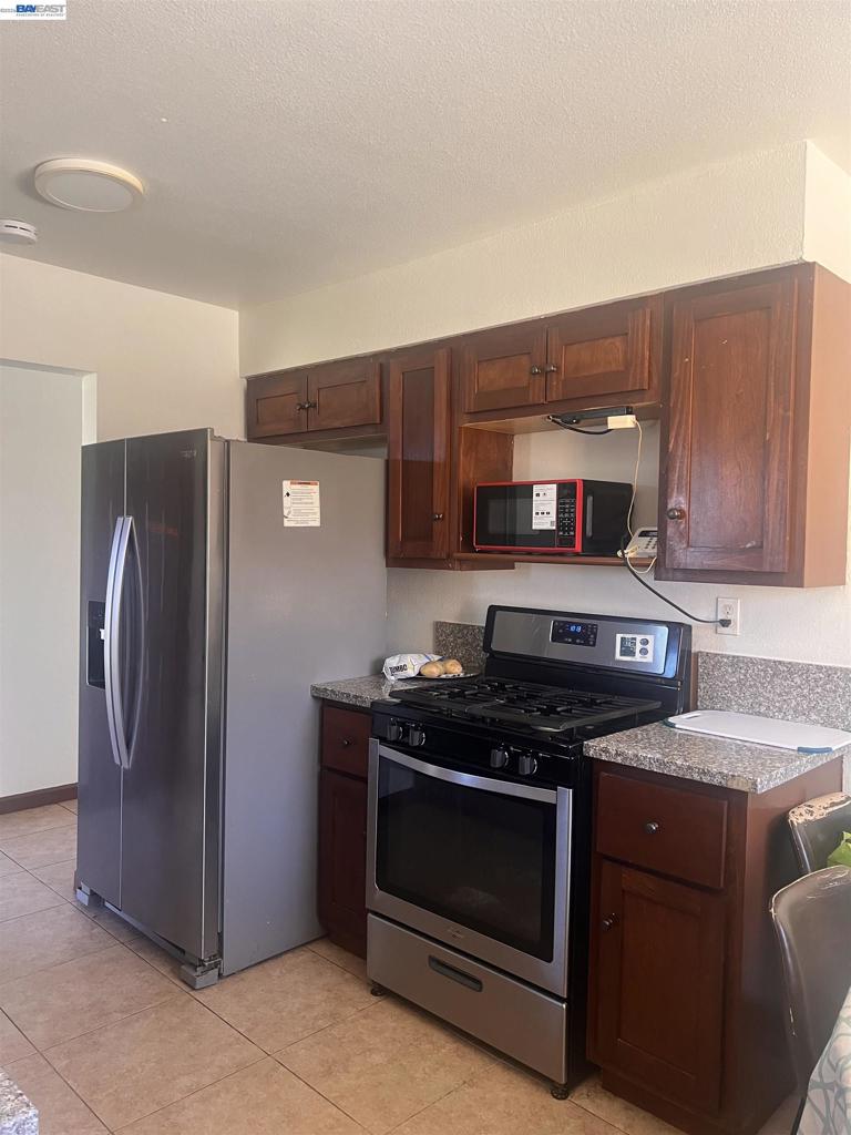 4820 MCNARY COURT, Modesto, CA 95357