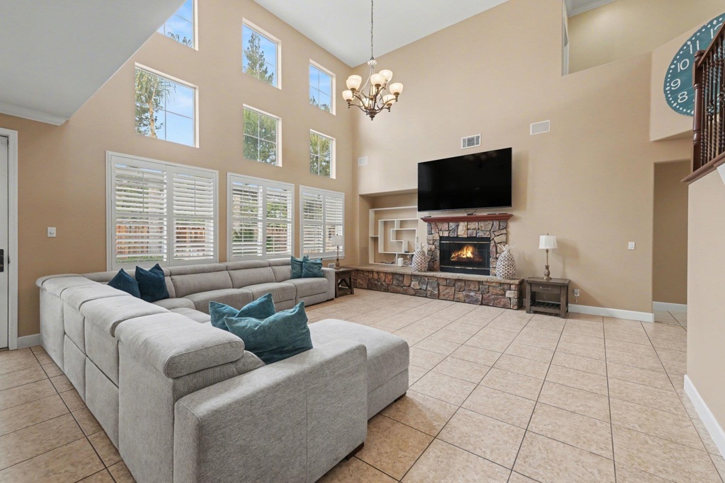 1820 1820 La Fonte Dr, Brentwood (CC), CA 94513