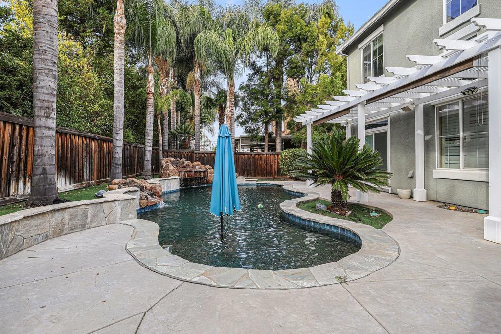 1820 1820 La Fonte Dr, Brentwood (CC), CA 94513