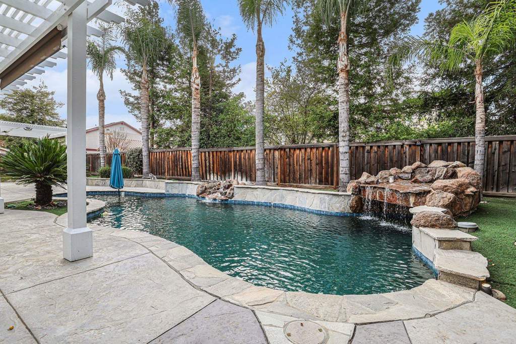 1820 1820 La Fonte Dr, Brentwood (CC), CA 94513